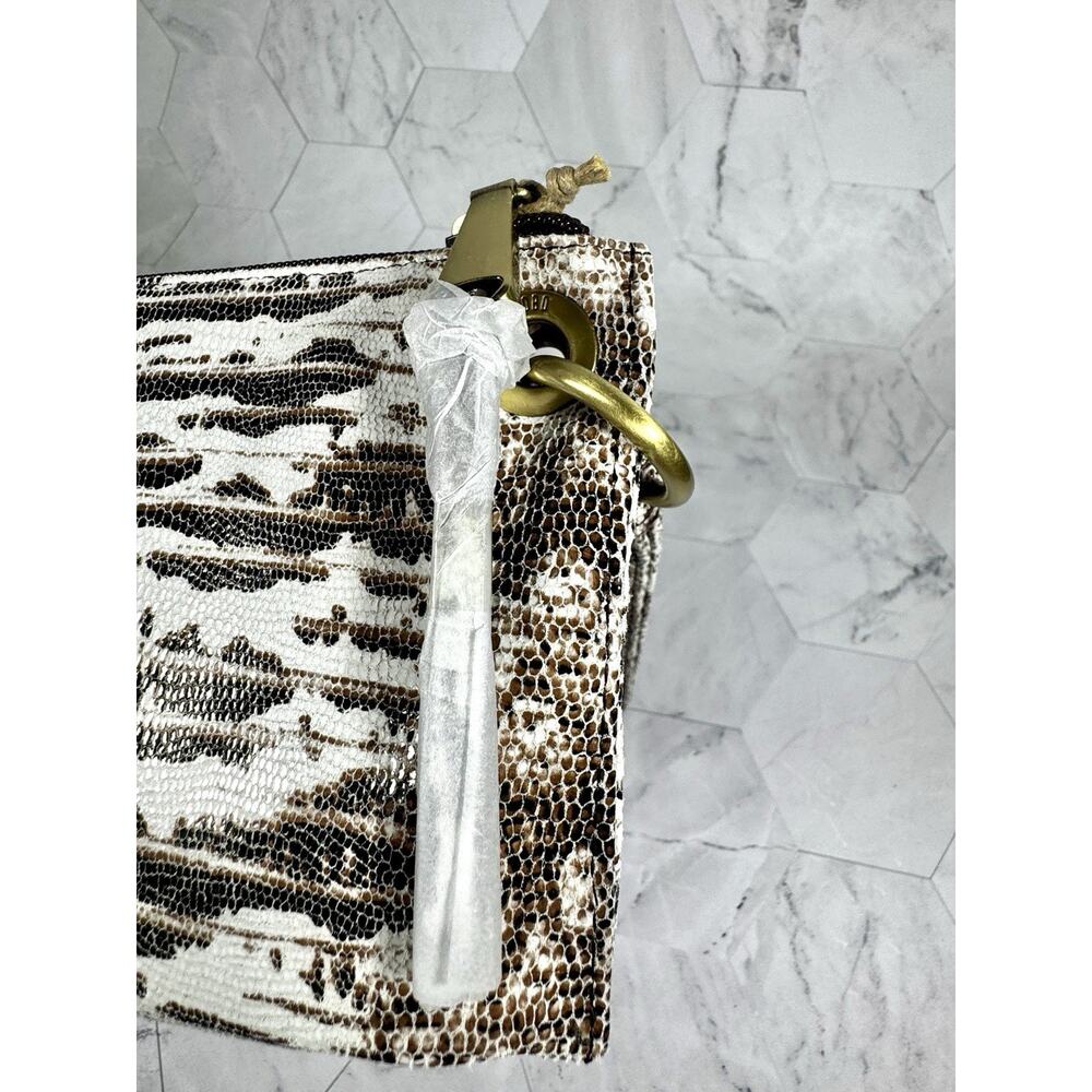 Hobo Vida leather Snakeskin Print Clutch Wristlet New With Tags - Picture 3 of 8